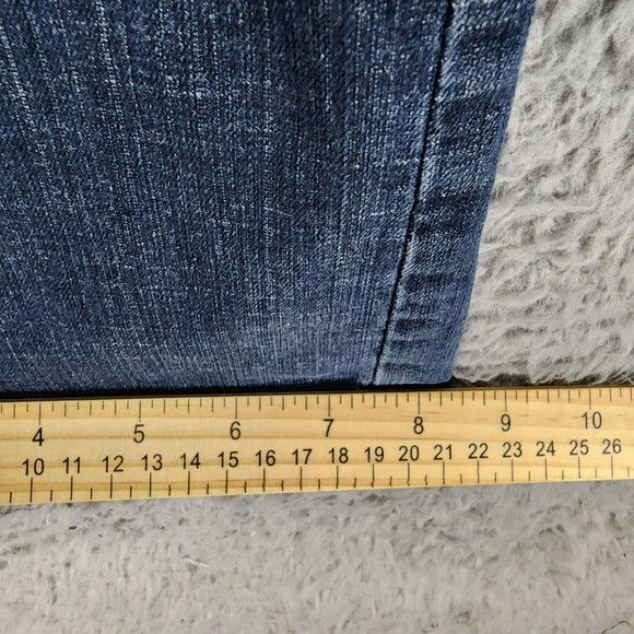 Wrangler Jeans Womens 8 Dark Wash Stretch Mid Rise Shaping Bootcut - Picture 9 of 14